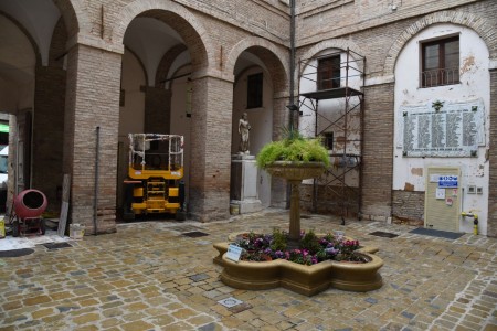 Lavori cortile municipale 2