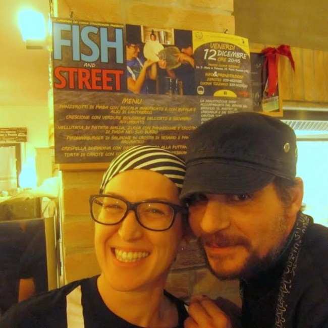 Manuela di 0733 e Tiziano Schiavoni al primo appun ... delle sfide #4mani, chiamato Fish and street