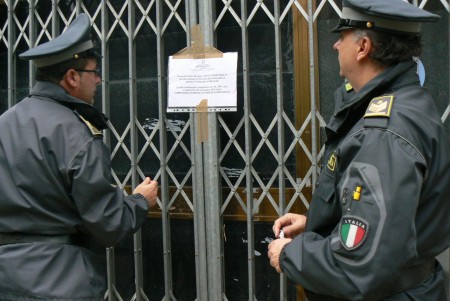OPERAZIONE CHINA FACTORY (1)