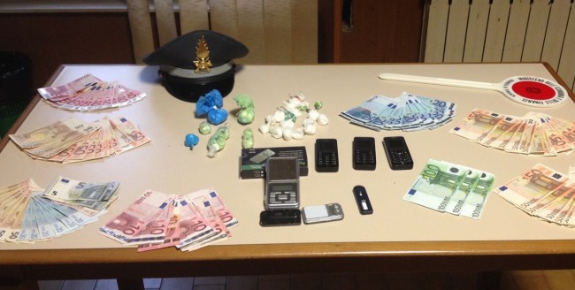 Sequestro droga finanza (2)