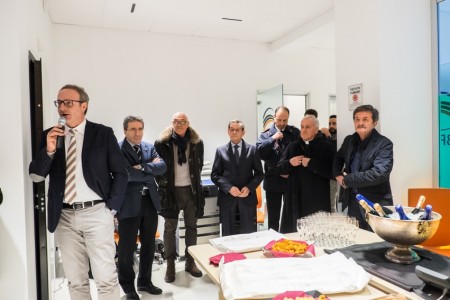 Un momento dell'inaugurazione della filiale di San Severino