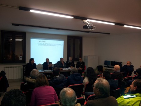 Un momento dell'incontro d presentazione del progetto "Controllo del Vicinato"
