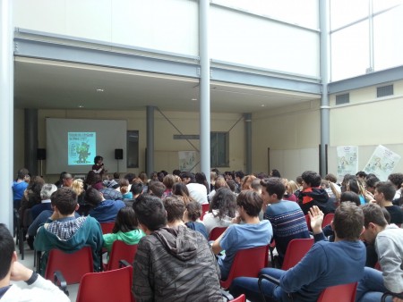 i-ragazzi-del-liceo-filelfo-di-tolentino-durante-lintervento