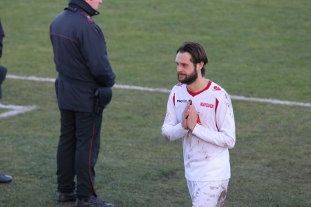 Ferretti lascia il campo dopo l'espulsione