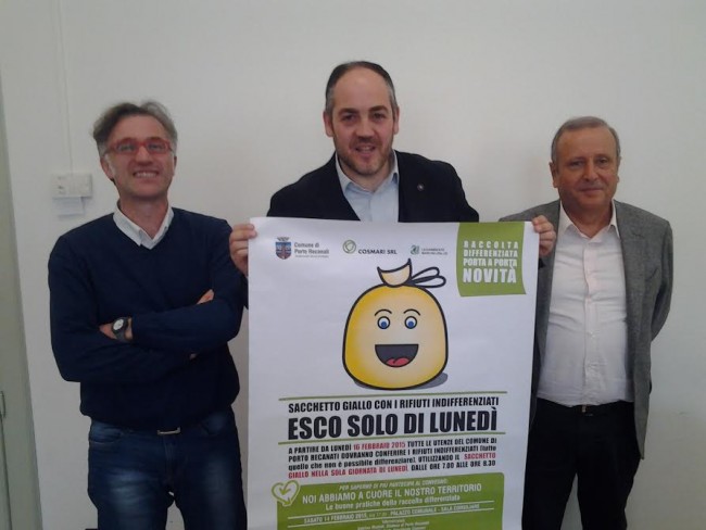 Da sinistra Luigino Quarchioni, presidente Legambiente Marche, Italo Canaletti, assessore al Turismo e alla nettezza urbana, Giuseppe Giampaoli, direttore del Cosmari