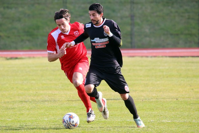 Il capitano della Maceratese Alfredo Romano