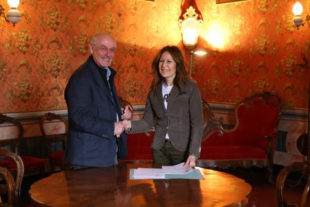 il sindaco Luigi Monti e la direttrice Abam