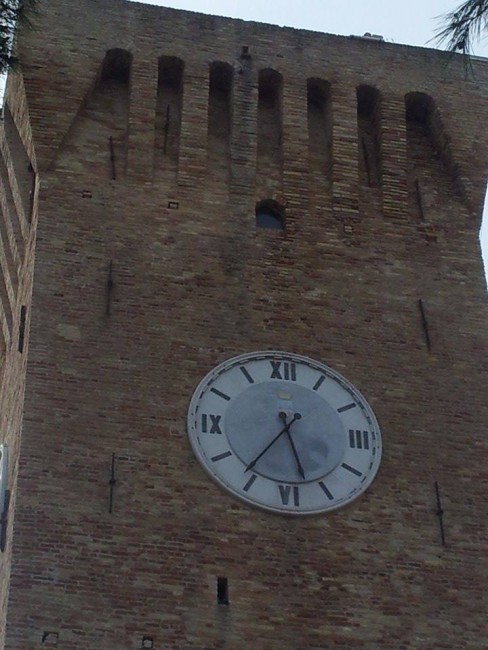 Orologio torre Porto Recanati 2