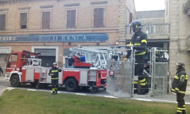 Vigili del fuoco Macerata, intervento via Trento