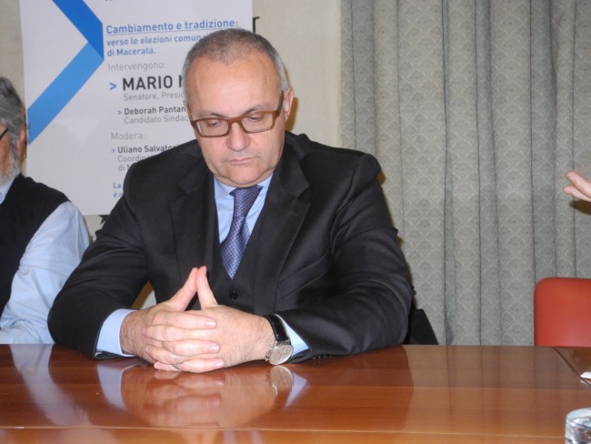 Mario Mauro ieri a Macerata per sostenere Deborah Pantana