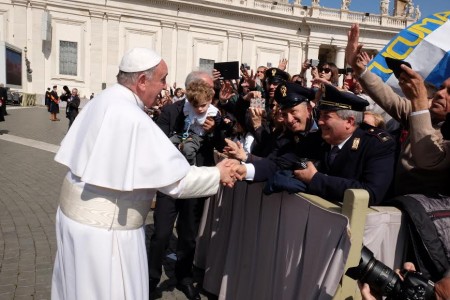 papa francesco polizia