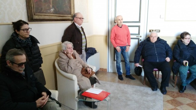 I residenti dal sindaco Corvatta contro il Donoma