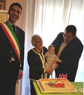 centenaria emili
