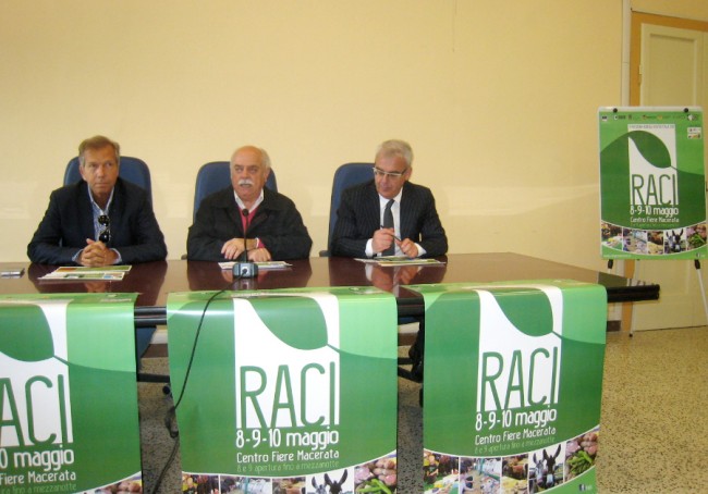 conferenza_stampa_raci (2)