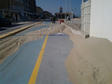 image sabbia lavori Civitanova lungomare