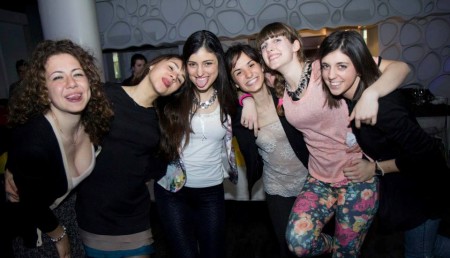 mia bebos8