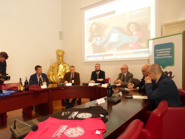 presentazione gadget playmarche di Marco ribechi (2)