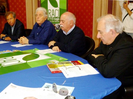 Da sinistra Piero Cesanelli, Antonio Pettinari e don Peppe Branchesi