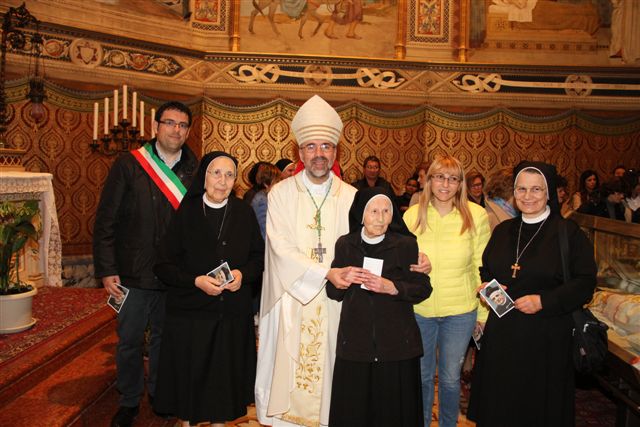 suor Amelia