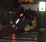 Il suv rimasto incastrato in un sottopasso nel lungomare nord