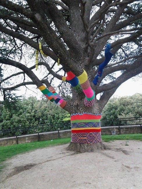 yarn bombing