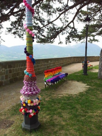 yarn bombing3