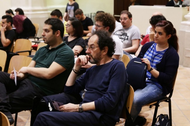 Corto in Accademia prof e studenti 7