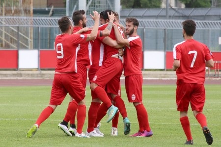 La gioia dei biancorossi per il successo a Siena