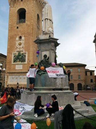 Flashmob Recanati_foto Alessandro Corvatta (1)