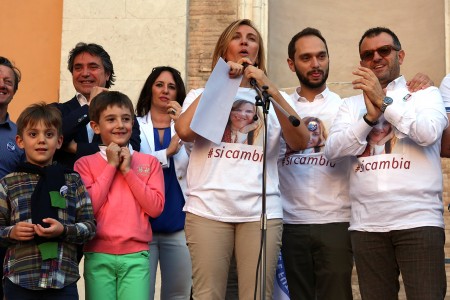 Debora Pantana in piazza Vittorio Veneto