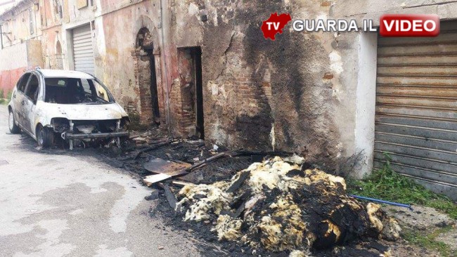 auto a fuoco 00