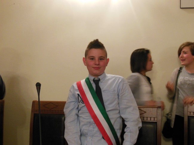 consiglio_ragazzi_gualdo-1-650x488
