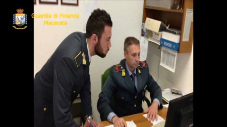 finanza_camerino_dipendente__prendeva_permessi_per_partite (2)