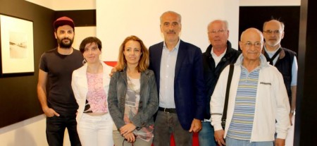 da sinistra il direttore Francesca Iacopini assieme a Maria Chiara Levantesi del direttivo, Giulio Silenzi, Primo Recchioni e alcuni fotoamatori