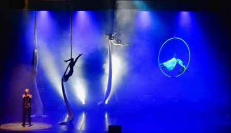 Atmosfere suggestive nello spettacolo Queen Forever