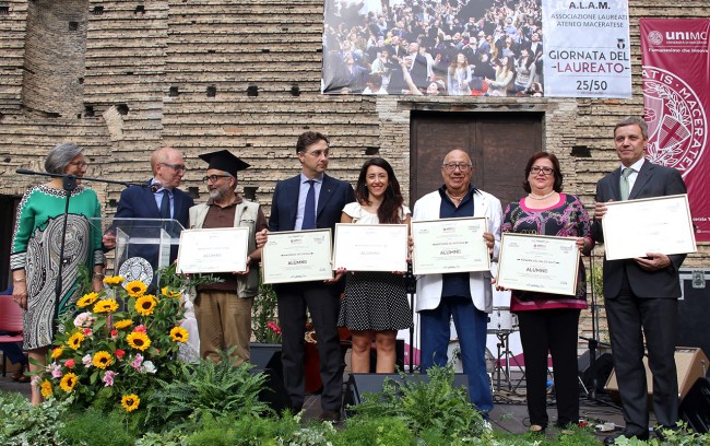 Da sinistra: Daniela Gasparrini, Luigi Lacchè, Antonio Tombolini, Maurizio Vecchiola, Veronica Recanati, Antonio De Introno, Rosaria Del Balzo Ruiti, Giovanni Clementoni