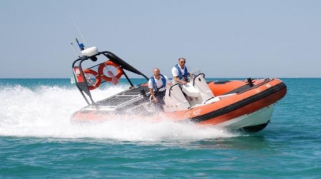 La guardia costiera in mare