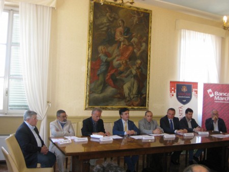 Il tavolo dei relatori