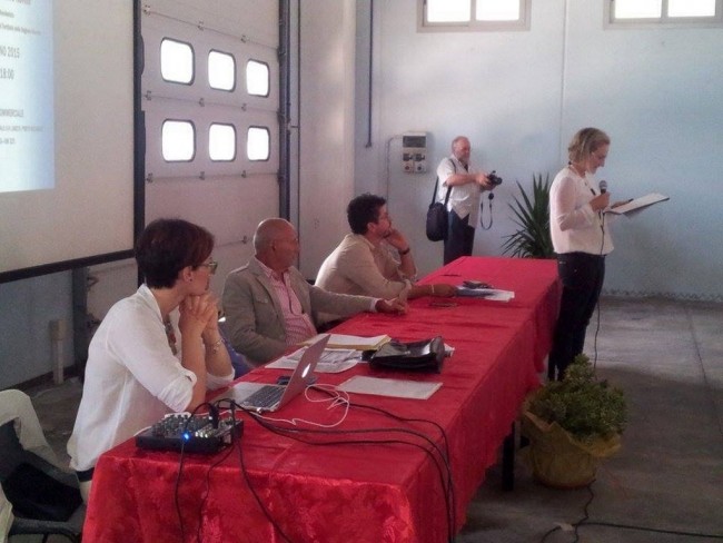 La-presentazione-del-convegno.-Al-centro-del-tavolo-Mario-Bartoli-e-Lorenzo-Riccetti.