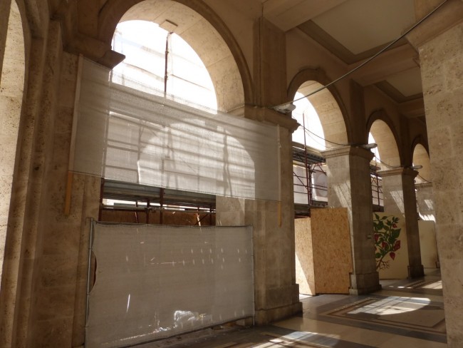Palazzo degli studi con impalcatura (4)