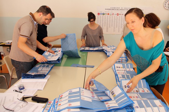 Spoglio elezioni macerata 2015_Foto LB (3)