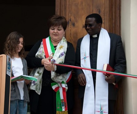 Taglio del nastro inaugurazione villa fermani