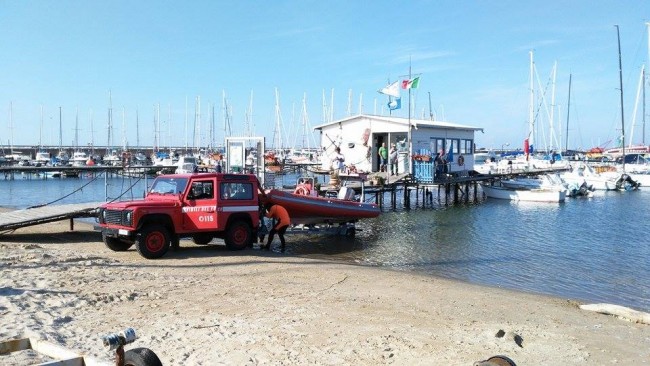cadavere recupero vigili del fuoco civitanova.2