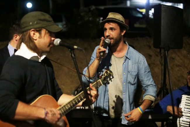 Gianmarco Dottori, il trionfatore di Musicultura 2015, canta al dopofestival