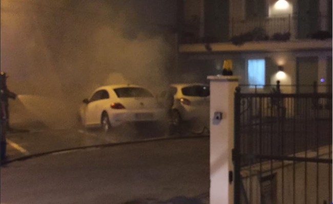 maggiolone_fuoco_foto_alessandro_marzetti