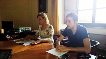 L'assessore Orietta Leonori e il consigliere con delega Alessandro Massi durante la conferenza stampa di presentazione