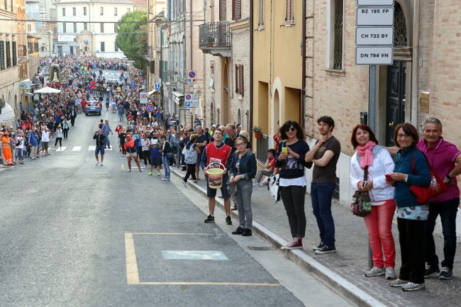 pellegrinaggio macerata loreto 2015_foto LB (12)