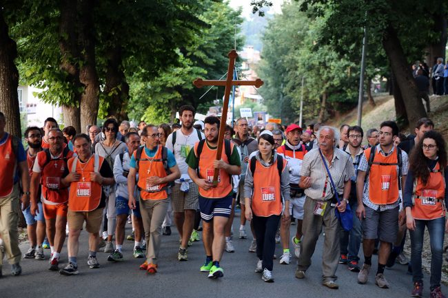 pellegrinaggio macerata loreto 2015_foto LB (7)
