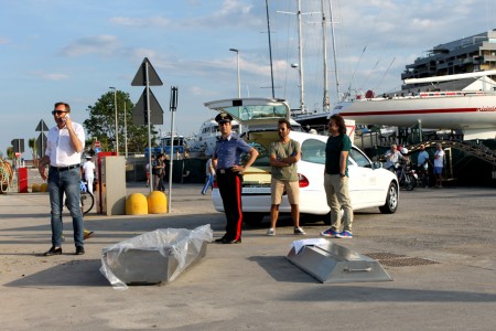 L'attesa al porto di Civitanova