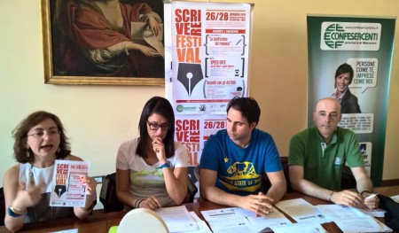 Lucia Biagiola di Confesercenti, Christina Assouad, Marco Apolloni e Jonathan Arpetti di Collettivo Idra